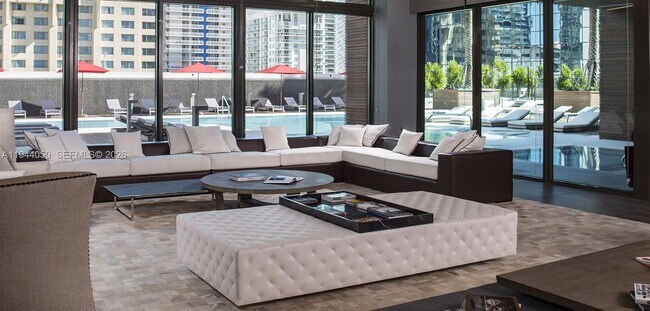 Building Photo - 1080 Brickell Ave