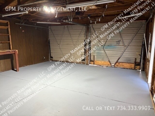 Building Photo - 6104 Yale St