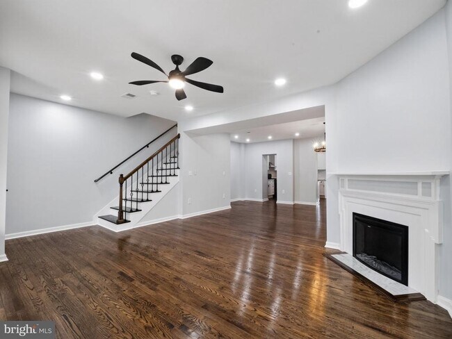 Building Photo - 4107 4th St NW