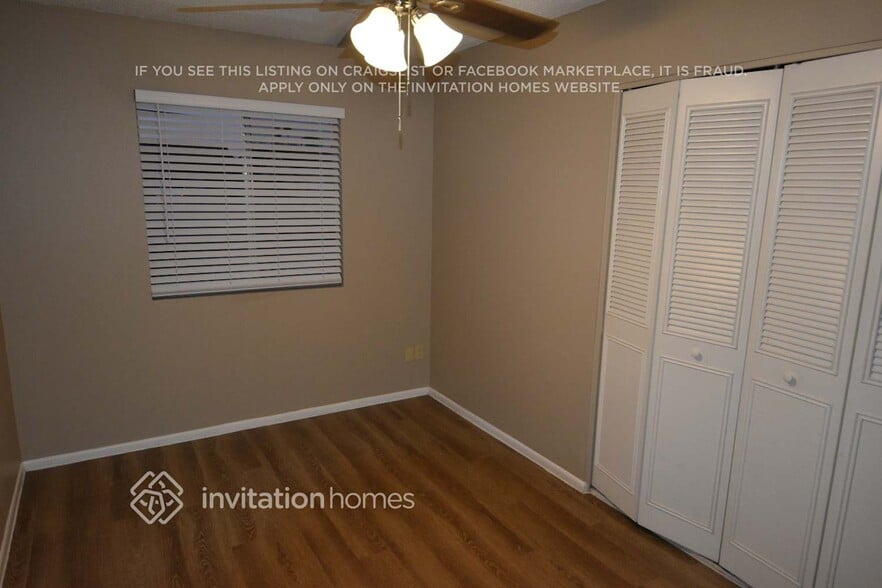 Building Photo - 3420 W Grovers Ave