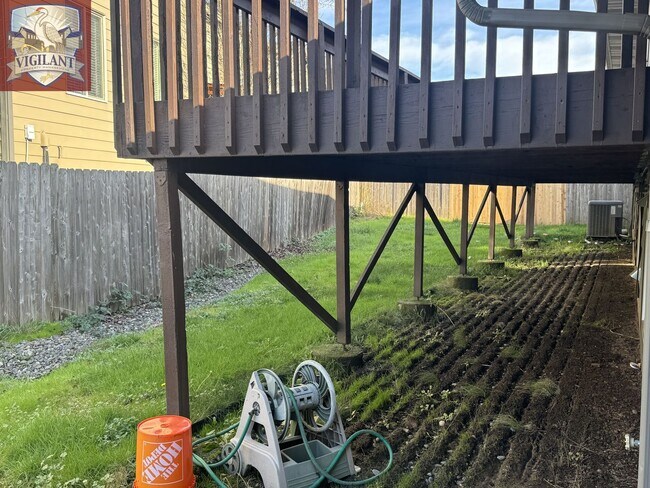 Building Photo - WA3309