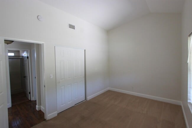 Building Photo - 24730 Cornstalk Rd