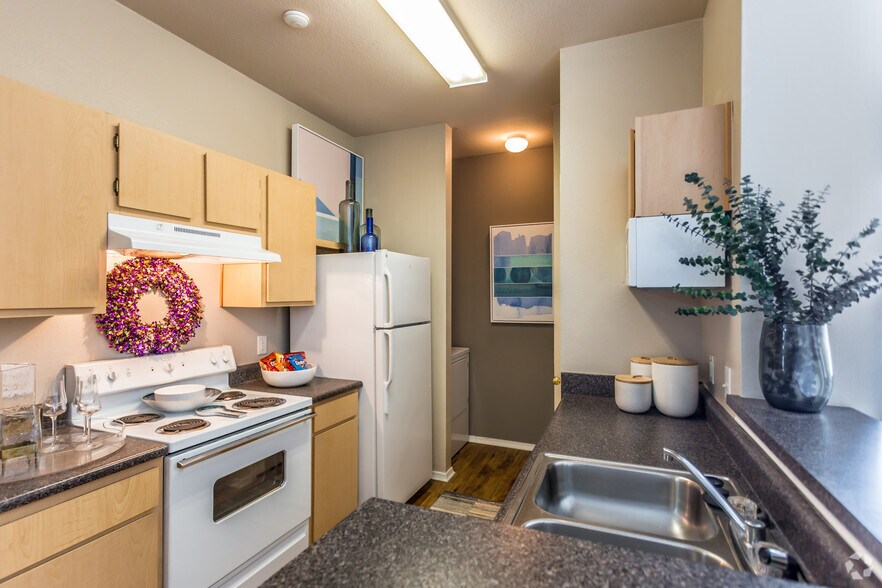 Campus Crossings on Brightside 1443 Brightside Dr Baton Rouge LA