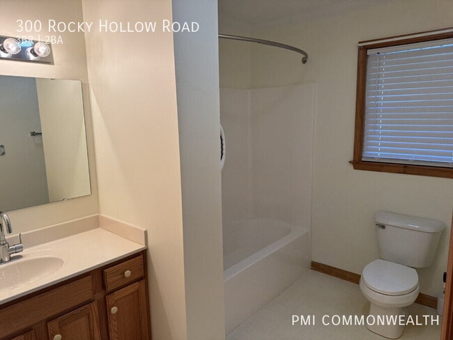 Building Photo - 300 Rocky Hollow Rd