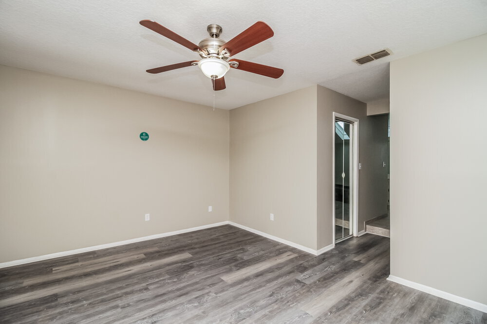 Building Photo - 235 S Shadow Bay Dr