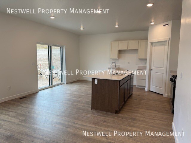 Building Photo - 4161 N Moray Pl Dr