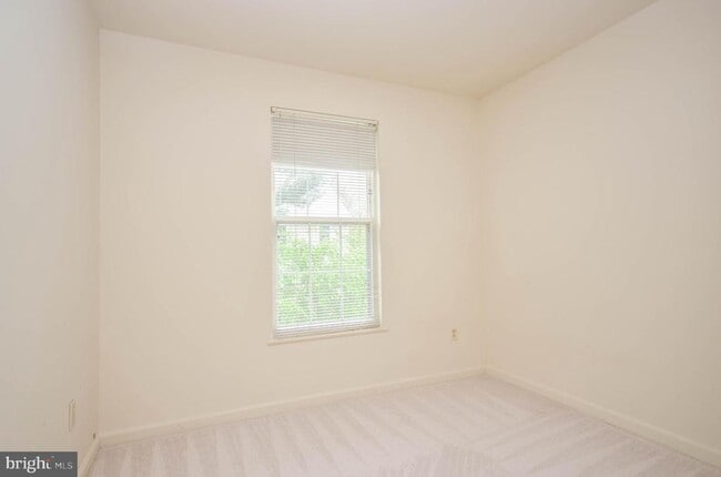 Building Photo - 3003 Gatehouse Ct