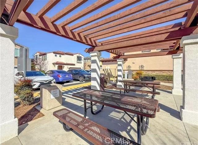 Building Photo - 1406 Girona Dr