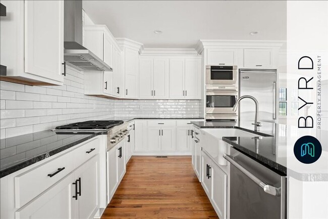 Building Photo - 15506 Amethyst Dr