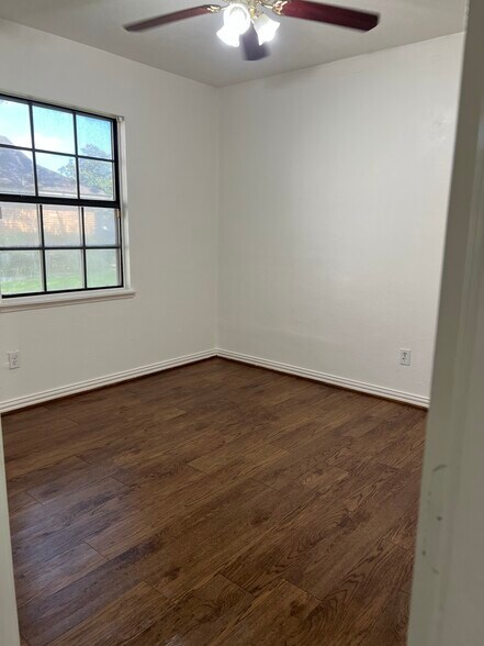 Building Photo - 17515 Wild Willow Ln
