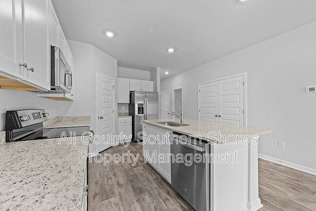 Building Photo - 239 Brackish Dr