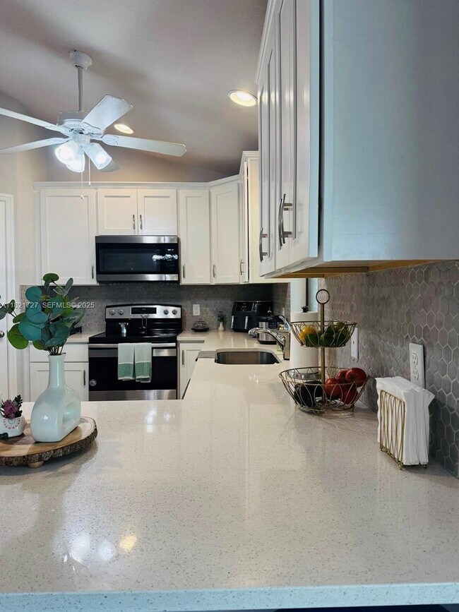 Building Photo - 500 NW 5th St