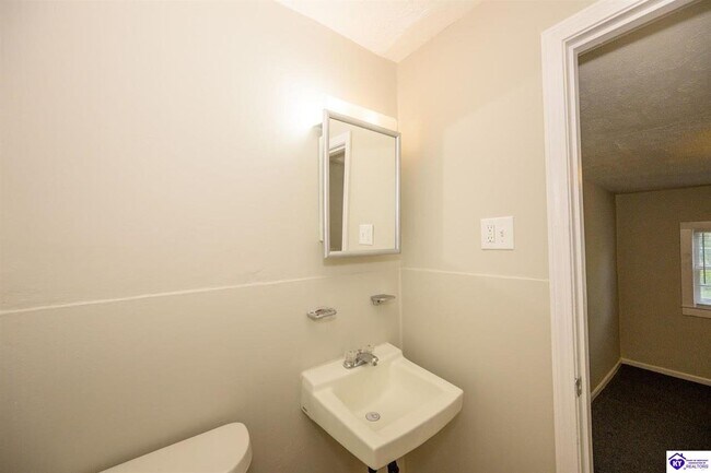 Building Photo - 3640 Flaherty Rd