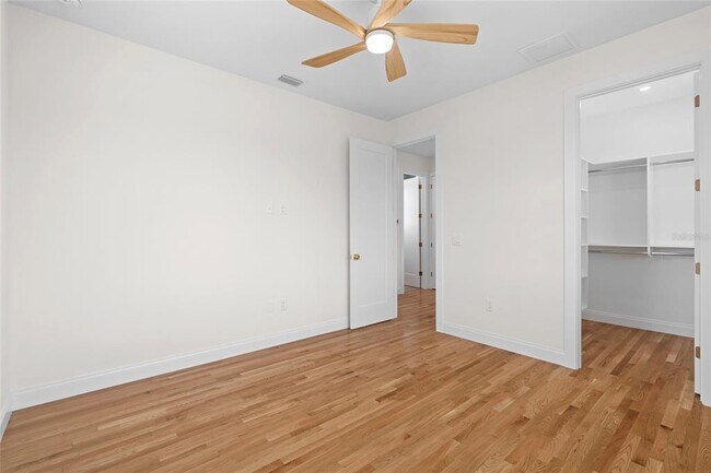 Building Photo - 1631 31st Ave N