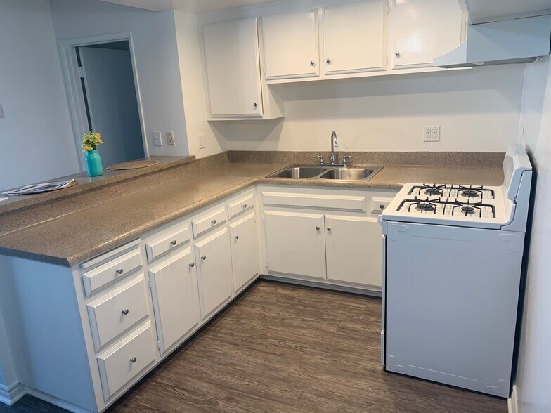 Building Photo - Casa Fortin Apartments