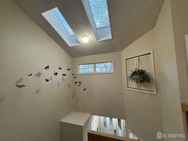 Building Photo - 22 Briarwood Ct