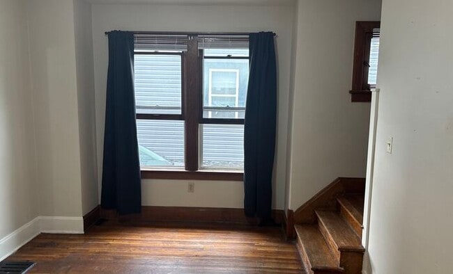 Building Photo - 149 Clarendon Ave