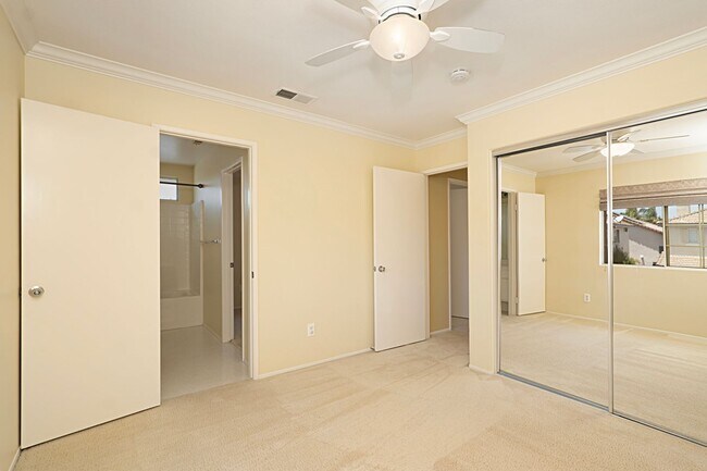 Building Photo - Scripps Ranch Single Family House
