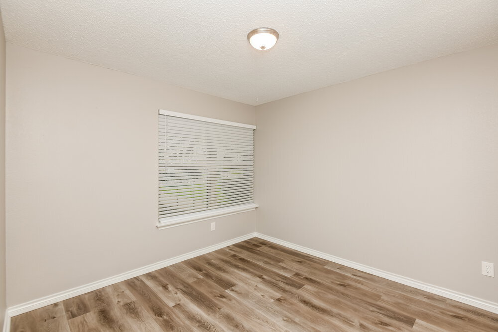 Building Photo - 2119 Belmont Park Dr