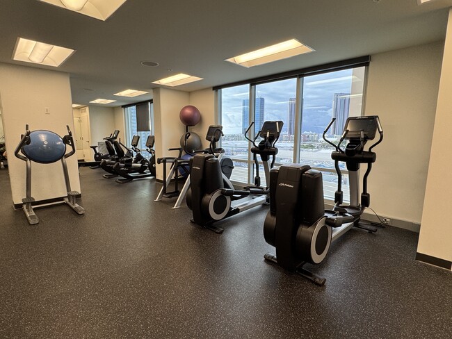 8th Floor Gym - 988 Halekauwila St