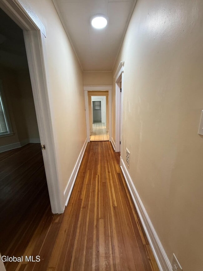 Building Photo - 278 Manning Blvd