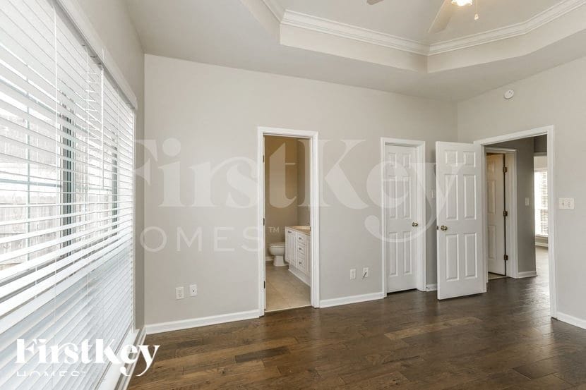 Building Photo - 442 Bentmoor Way