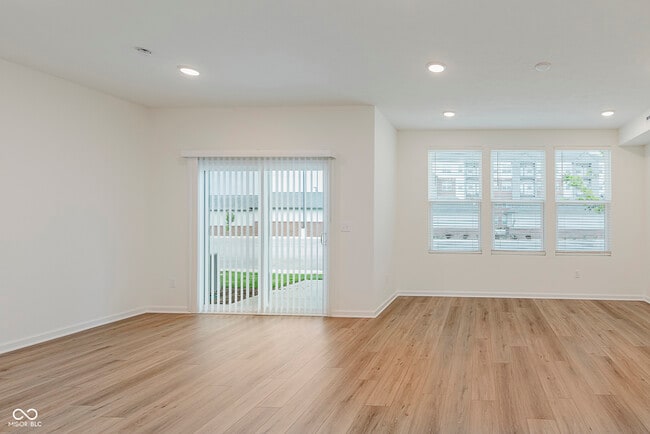 Building Photo - 7306 Shroyer Wy