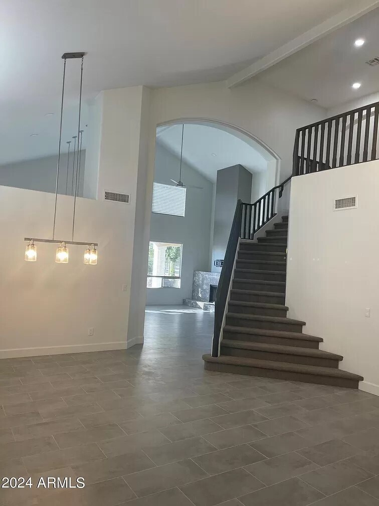 Building Photo - 6739 E Gelding Dr