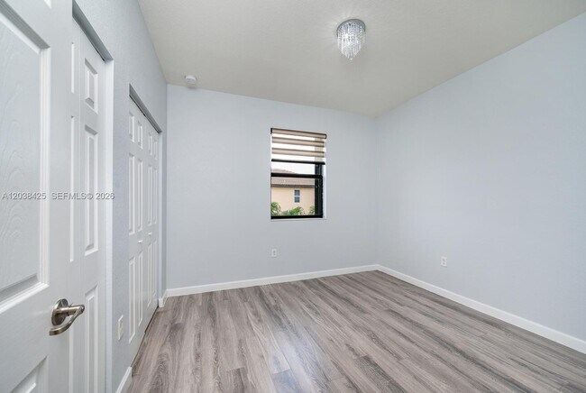 Building Photo - 25006 SW 118th Ave