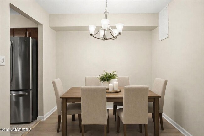 Building Photo - 203 Wellington Pl