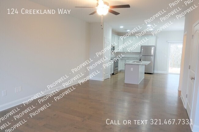 Building Photo - 124 Creekland Wy