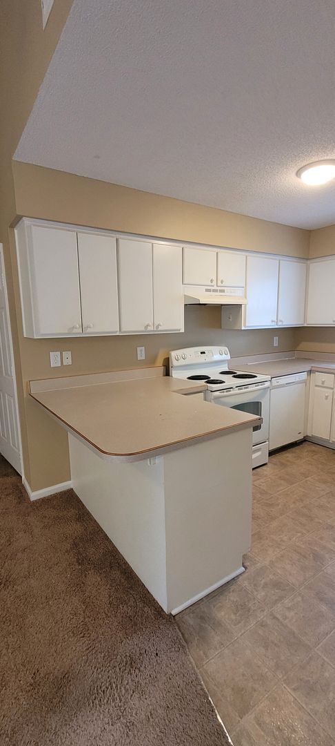 Building Photo - Charming 3-Bedroom, 2-Bath Home