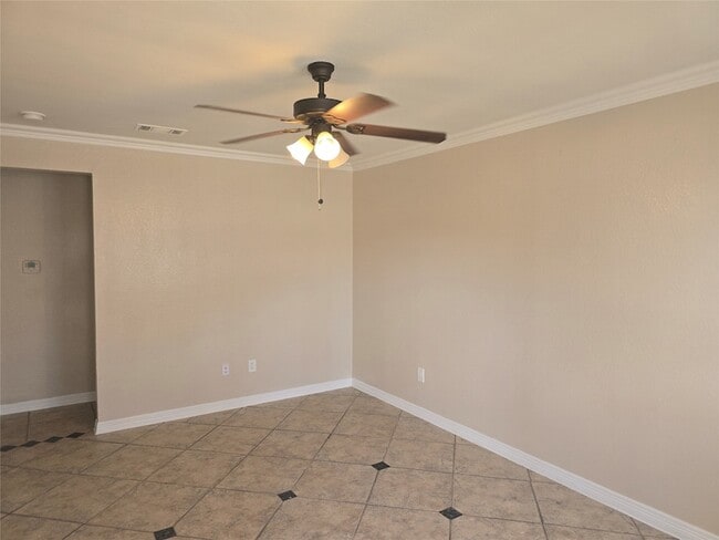 Building Photo - 2429 Salmon St