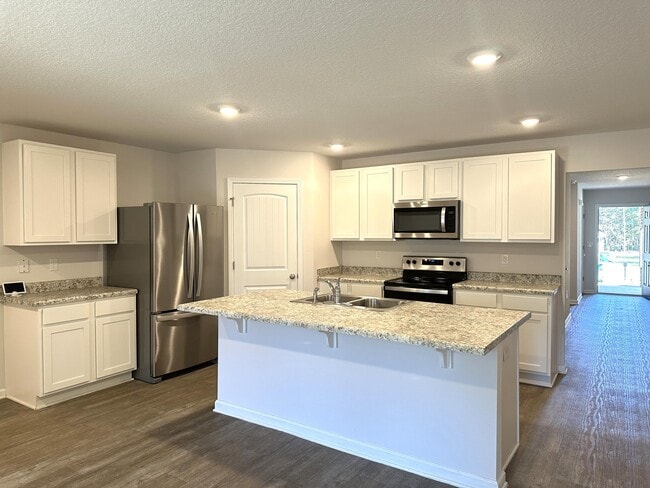 Building Photo - 3481 Sparco Dr