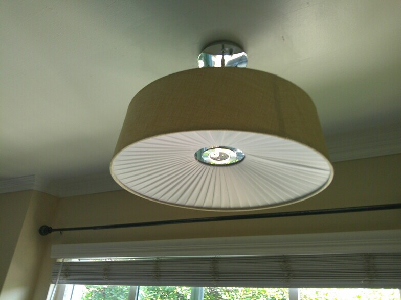 Dining Light - 311 N Westlake Ave