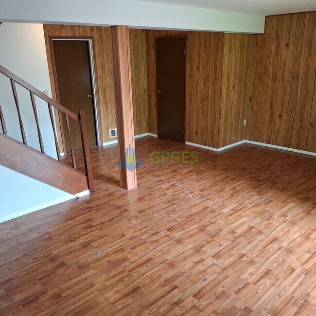 Building Photo - 111 Lebeouf Dr