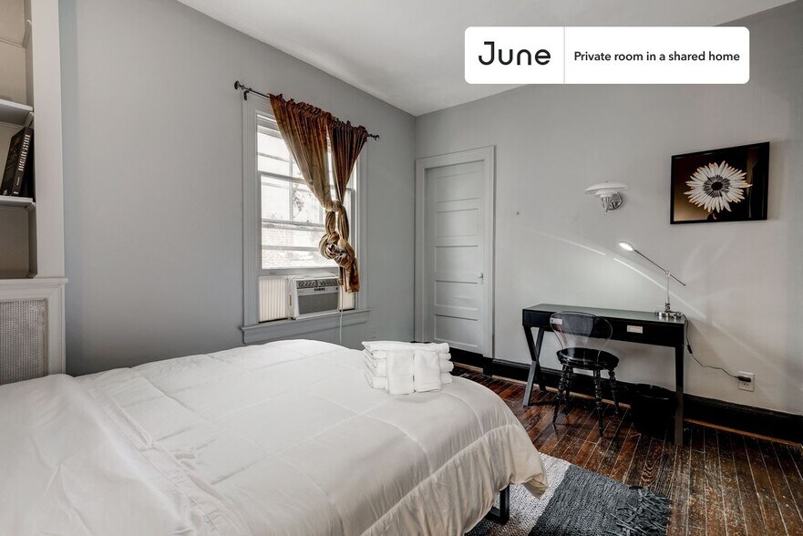 Building Photo - Room in Shared 7 bed/3.5 bath home in Woodley Park