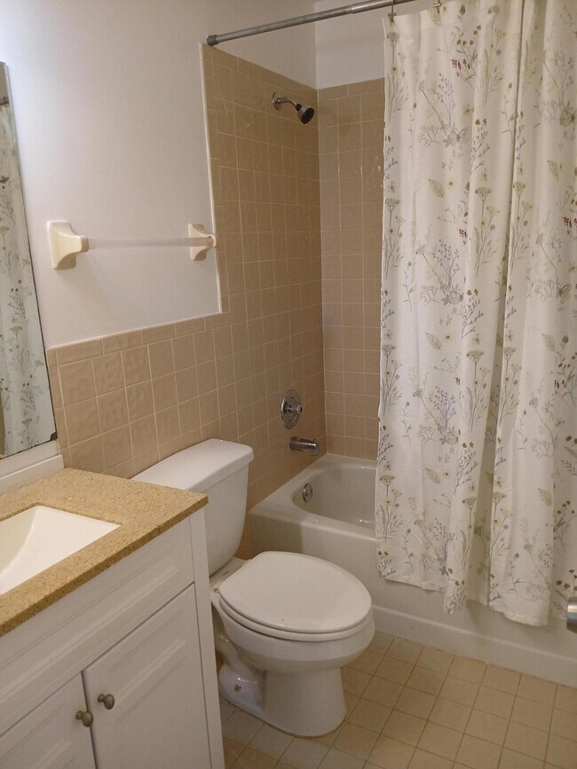 Building Photo - 8743 Sol Terrace