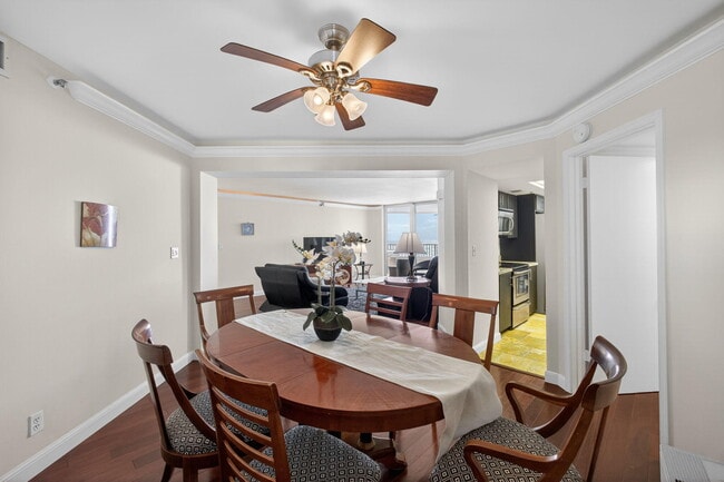 Building Photo - 5200 N Ocean Dr