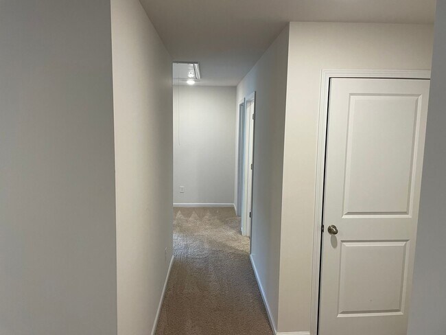 Building Photo - Complimentary Rent for a July ONLY Move in...