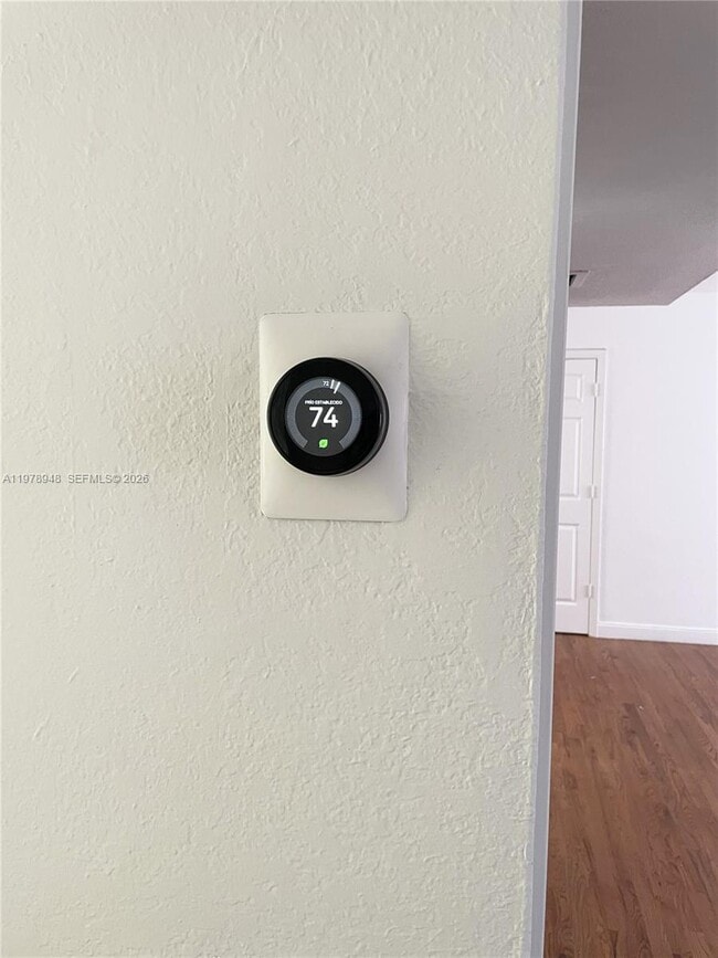 Building Photo - 8345 Byron Ave