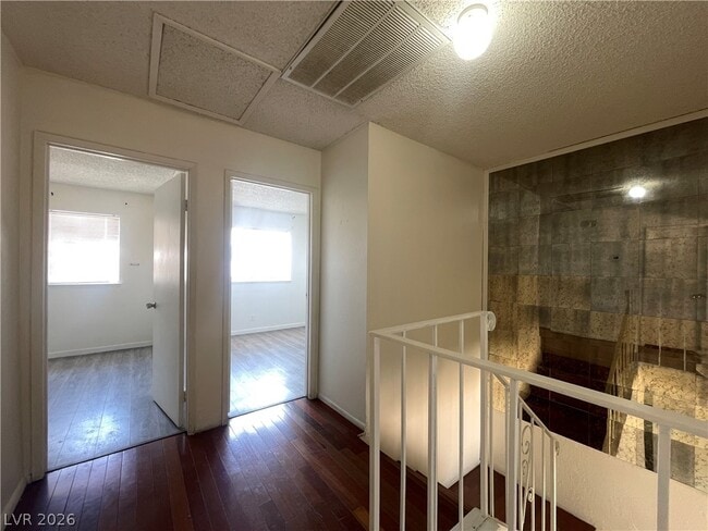 Building Photo - 3904 Blackford Pl