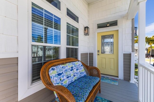 Building Photo - 12581 Coconut Dr