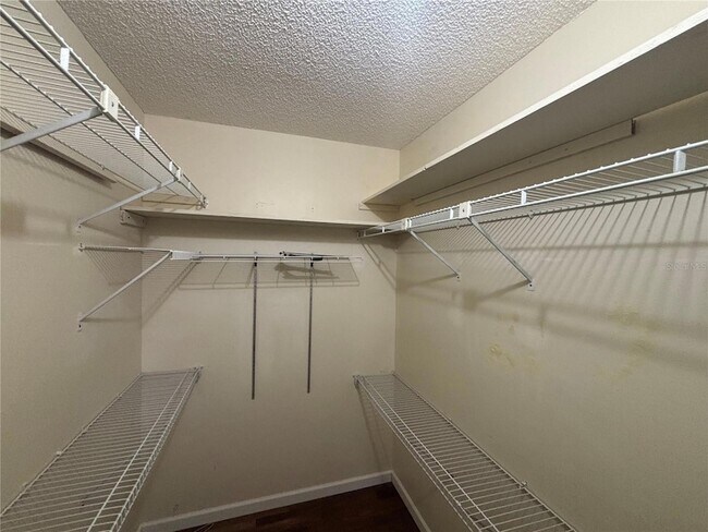 Building Photo - 10211 SW 93rd Ct