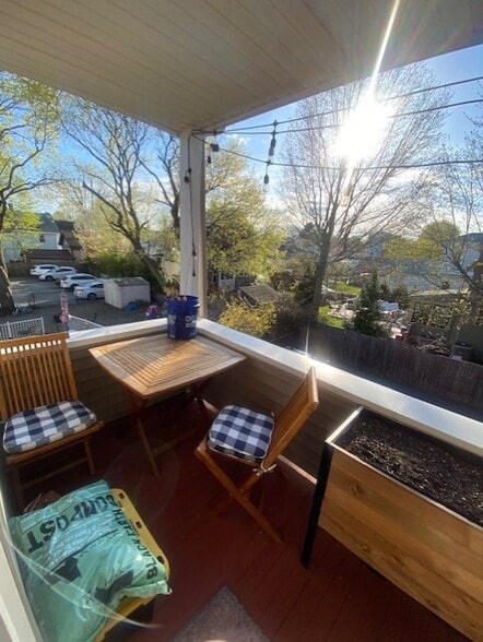 Building Photo - 60 Boyd St