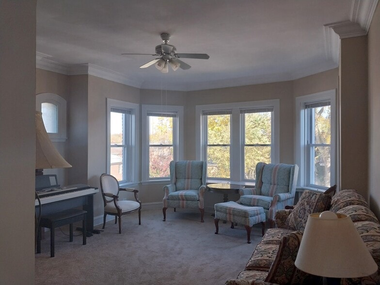 Living Room - 3927 Kirk St