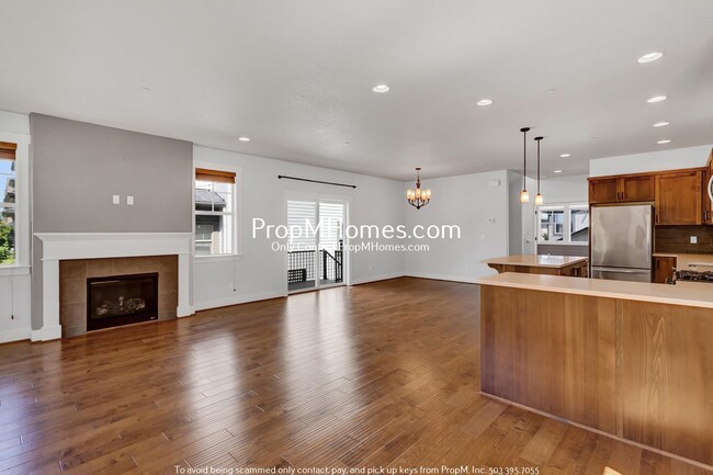 Building Photo - Three Level Home in Villebois - 4 Bedrooms!