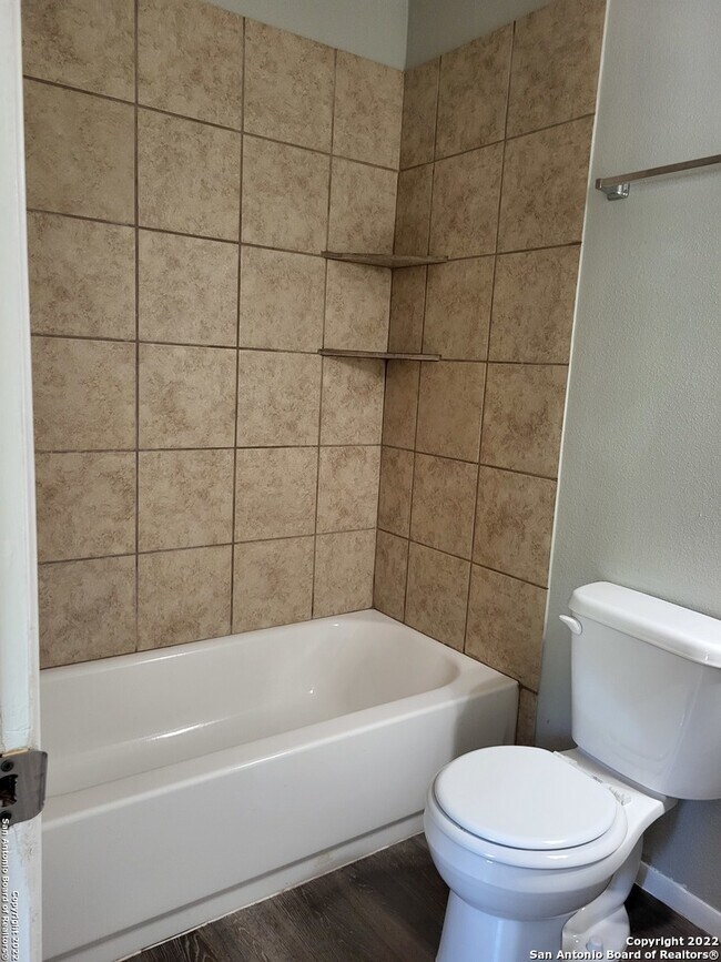 Building Photo - 9415 Quicksilver Dr