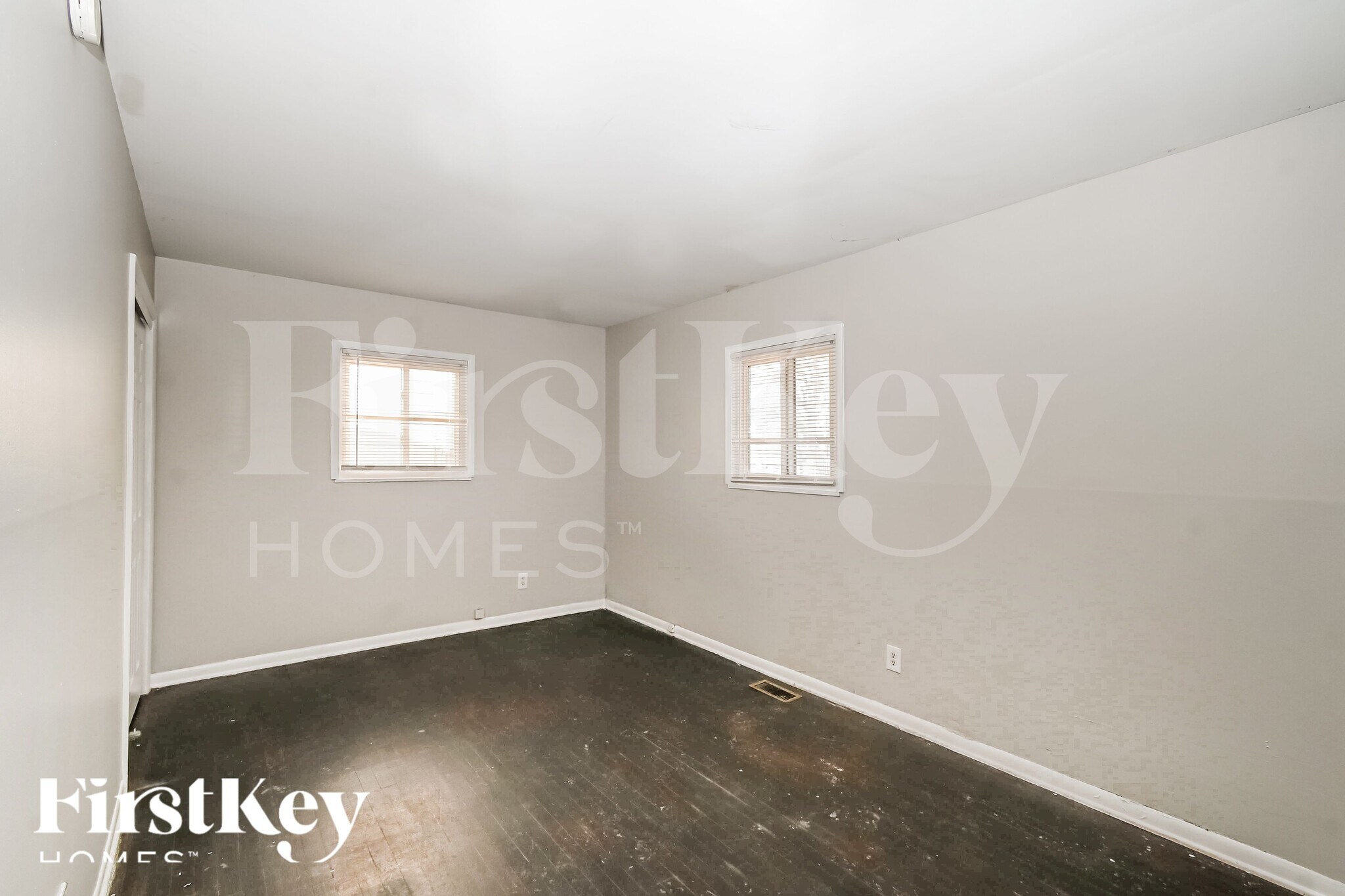 Building Photo - 2531 Boulevard Pl