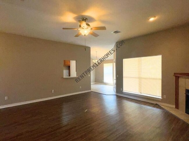Building Photo - 5328 Republic Dr